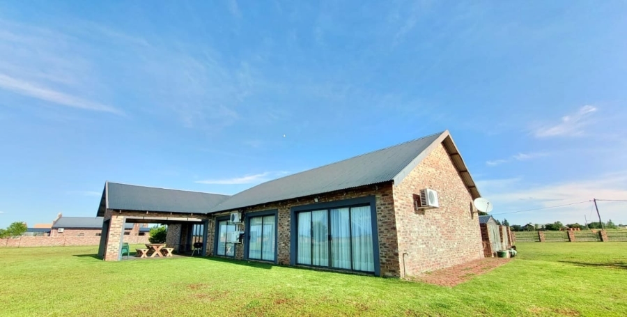 3 Bedroom Property for Sale in Grimbeeck Park North West